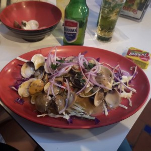 almejas al ajillo 