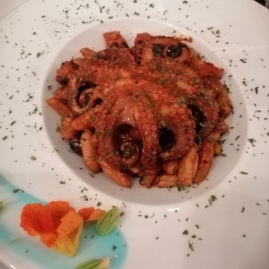 Cavatelli con Polpo alla Luciana