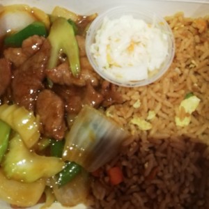 Clan #2 Bistec Picado con arroz frito