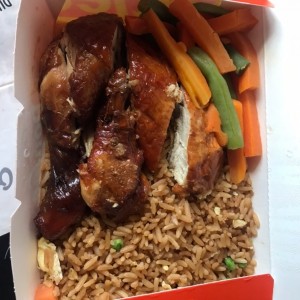 Pollo Asado con arroz con vegetales