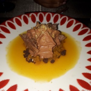 Mouse de chocolate en maracuya