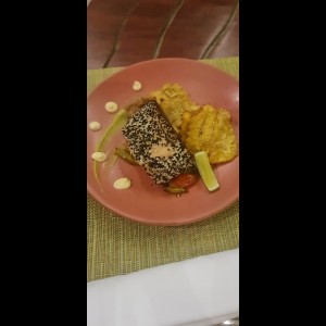 Platos Principales - Blackened Salmon