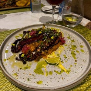 Platos Principales - Pulpo Bastimentos