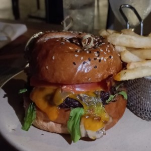 Mestizo Burger