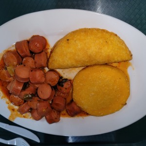 salchichas guisada tortilla y empanada