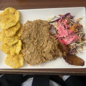 Bistec de carne cln patacones