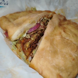 Emparedado ropa vieja