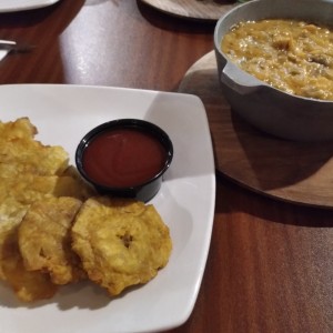 tamal de olla y patacones