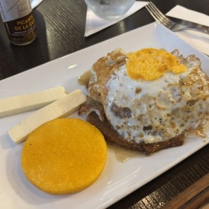 Desayuno - Bistec a Caballo