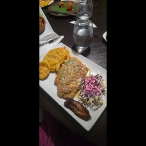 Filete de Corvina a la Plancha, al Ajillo o Costa Arriba* 12 lb