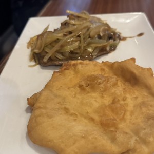 Desayuno - Bistec Encebollado