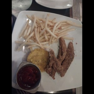 Kids Menu - Deditos de Pescado