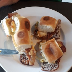 breakfast sandwich