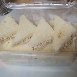 Sandwichitos de Pollo de 12 unidades