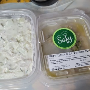 Ceviche de corvina con manzana 8oz y berenjenas vinagreta