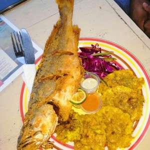 Platos Fuertes - CORVINA ENTERA