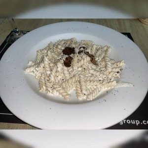 Tre Formaggi con Tartufo