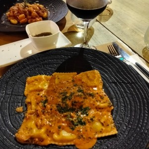 Ravioli al salmone