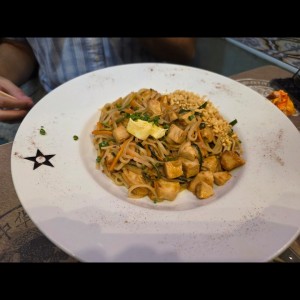 Phad Thai de Pollo