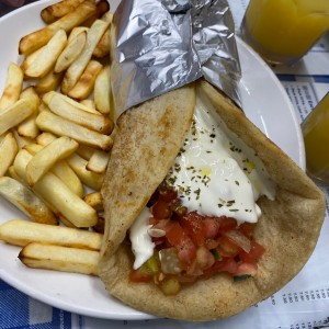Gyro de pernil