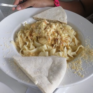 Fetuccini de Pollo