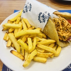 Gyros de pernil con Tzatziki ahumado