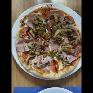 Pizzas especiales - Pizza de combinación