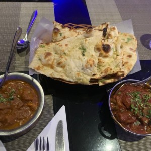 garlic naan, curry shrimp and beef kadai