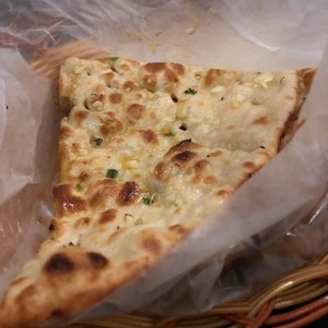 garlic naan