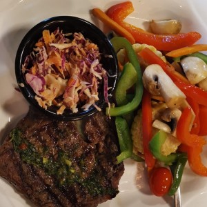 new York con vegetales salteados