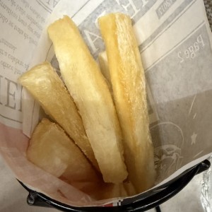 Guarniciones - Yuca frita
