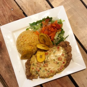 filet de Pescado con Salsa de Coco