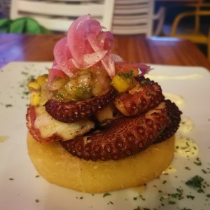 Platos Fuertes - Pulpo al Grill