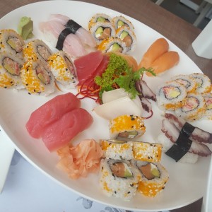 Sushi mixto especial (para 2 personas)