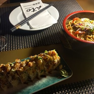 Specials Maki - Pop Roll y Tallawok