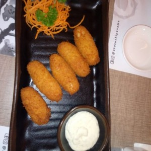 Croquetas de cangrejo
