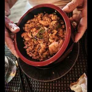 Yakimeshi de camarones