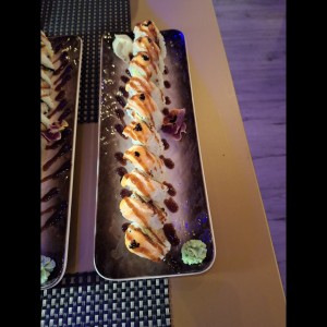 Specials Maki - Larry