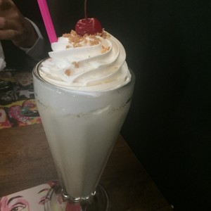mi milkshake de baileys lo maximo
