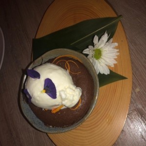 base de chocolate con helado de coco