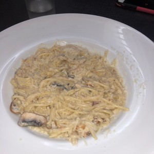 carbonara con hongos