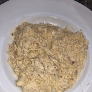 carbonara con pollo y bacon 