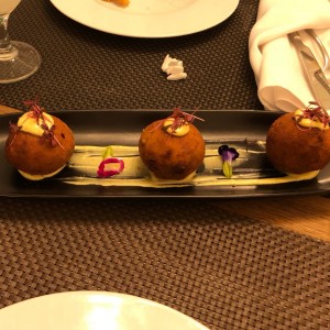 roquetas de bacalao