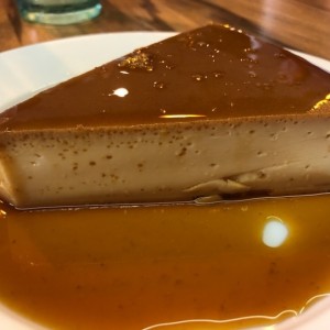 Delicioso Flan de la casa 