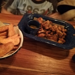 Chicharrones de Pollo