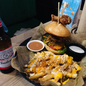 La wing Burger Au Jus