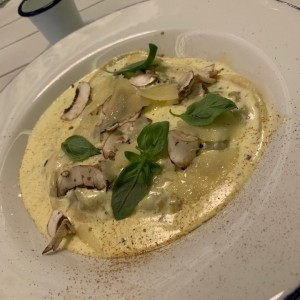 tortelloni funghi porcini