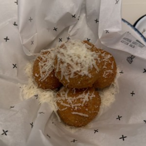 Arancini Cacio e Pepe