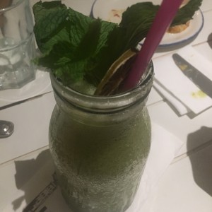 Limonada de hierba buena frozen