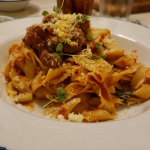 Tagliatelle & polpette